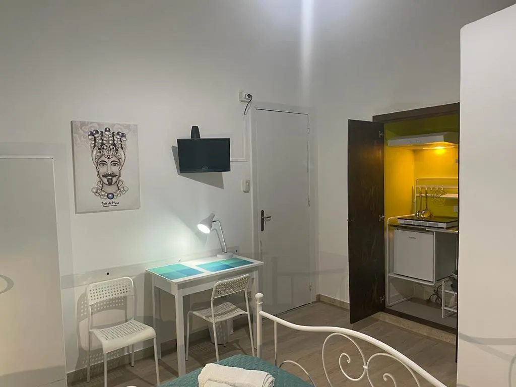 Hotel Casa Vittoria Palermo 0*,